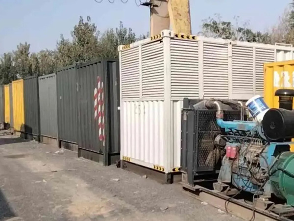淮南200KW柴油发电机机组每小时油耗是多少?